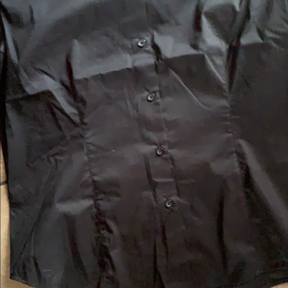 Tops - Picture 3 of 4